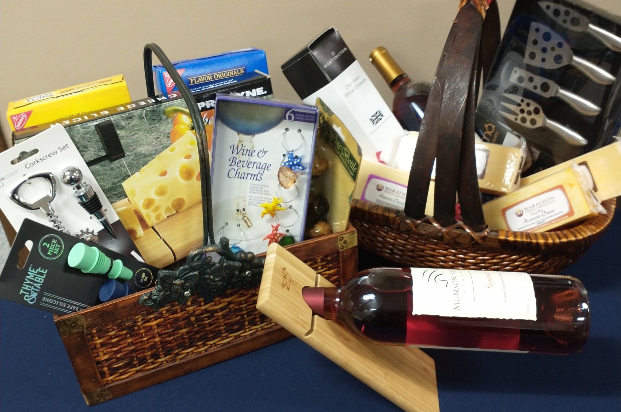 Senior Basket Together We Shine 2021 Northland Lutheran High School